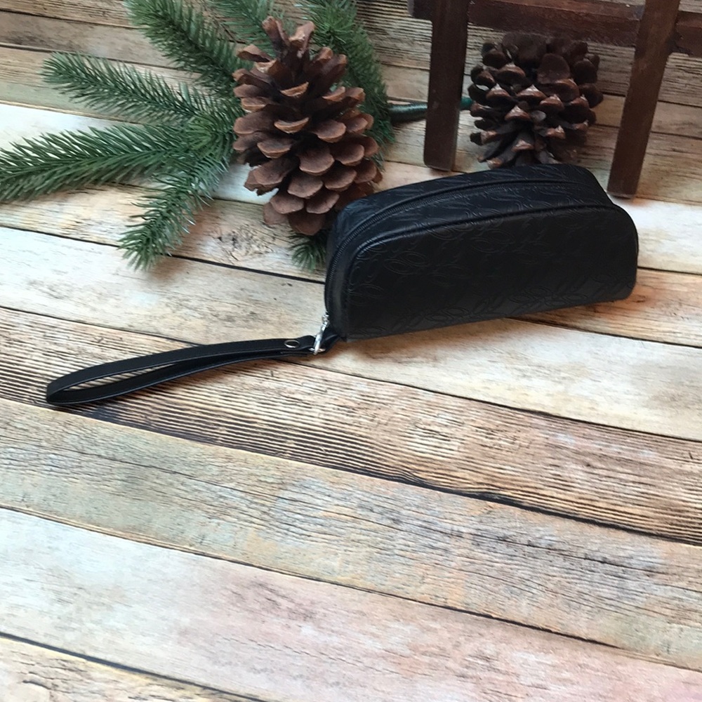 Oakley Sunglass Case With Wristlet Strap
